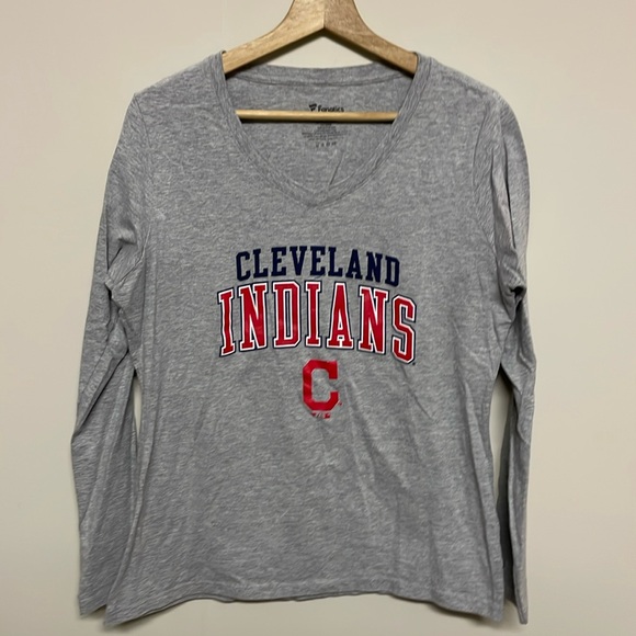 NWOT Cleveland Indians Long Sleeve Shirt - Picture 1 of 5